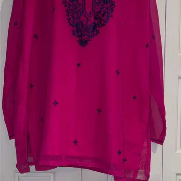 Roopam Sarees Elegant Magenta Embroidered Women's Tunic - Picture 3 of 10